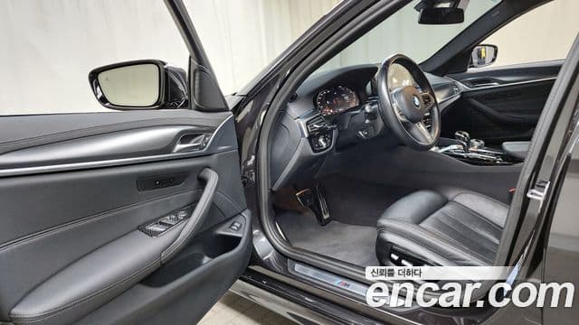 BMW 5시리즈 (G30) 520i M Sport, 2023 10