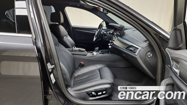 BMW 5시리즈 (G30) 520i M Sport, 2023 11