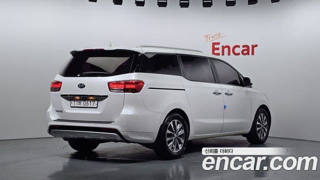 Kia All New Carnival Luxury, 2016 2