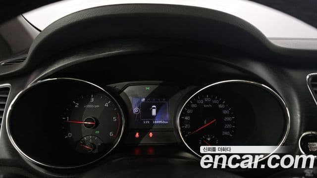 Kia All New Carnival Luxury, 2016 8