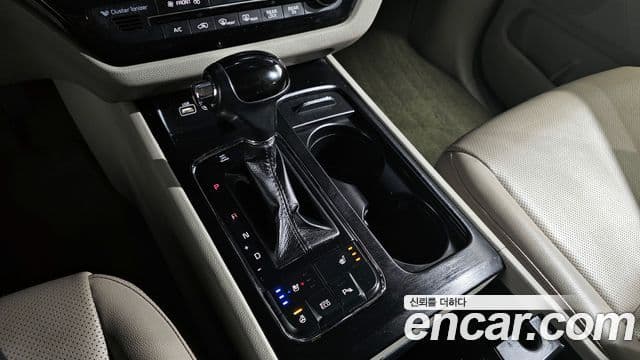 Kia All New Carnival Luxury, 2016 9