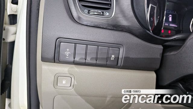 Kia All New Carnival Luxury, 2016 15