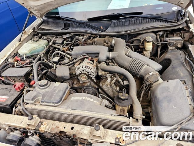 Lincoln 타운카 4.6L V8, 2003 17