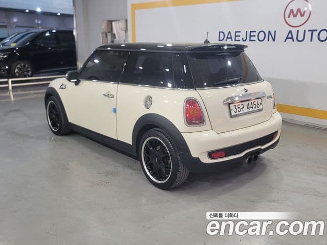 Mini Cooper S 2세대, 2009 все фото