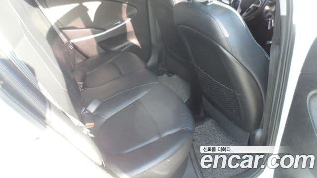 Hyundai Accent(новый кузов / новое поколение) Premier, 2012 7