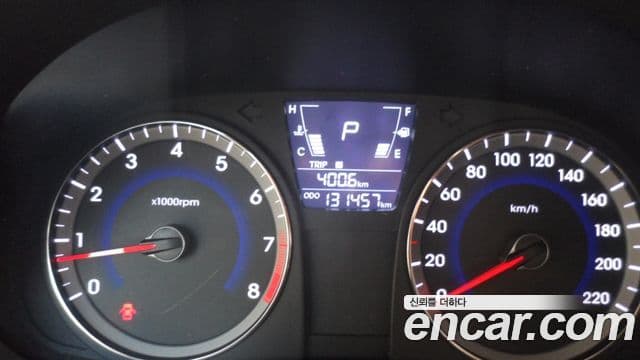 Hyundai Accent(новый кузов / новое поколение) Premier, 2012 8