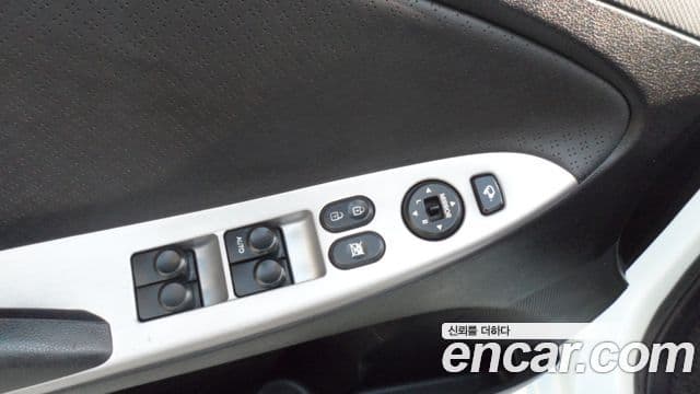 Hyundai Accent(новый кузов / новое поколение) Premier, 2012 11