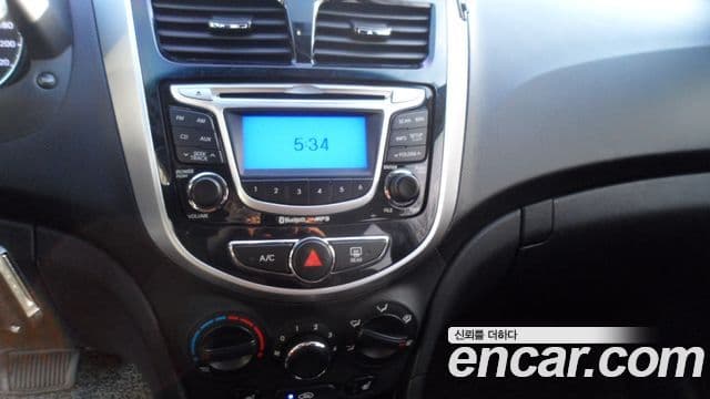 Hyundai Accent(новый кузов / новое поколение) Premier, 2012 14