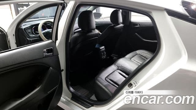 Kia K5 Luxury, 2012 11