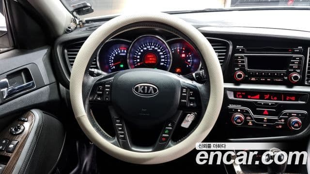 Kia K5 Luxury, 2012 13