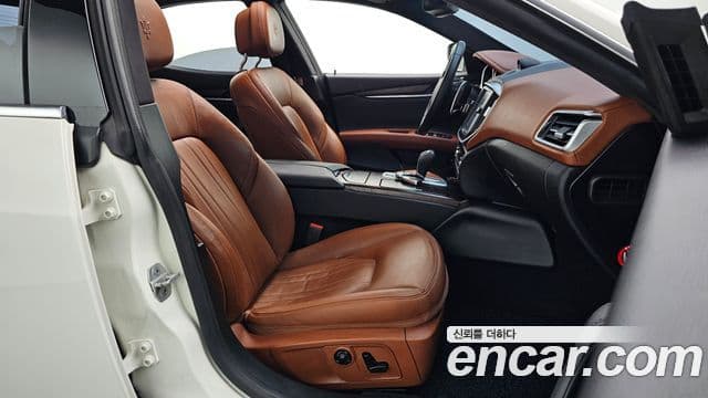 Maserati 기블리 3세대, 2016 10