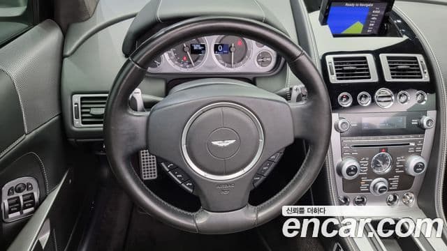 Aston Martin DB9 1세대, 2015 13