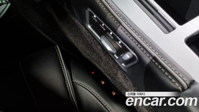 Aston Martin DB9 1세대, 2015 16