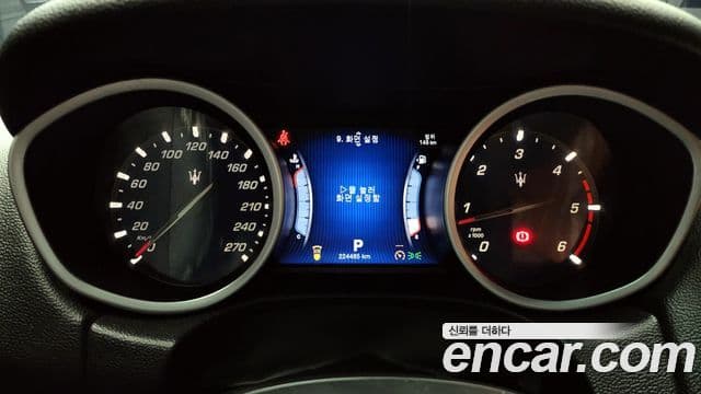 Maserati 기블리 3세대, 2015 8