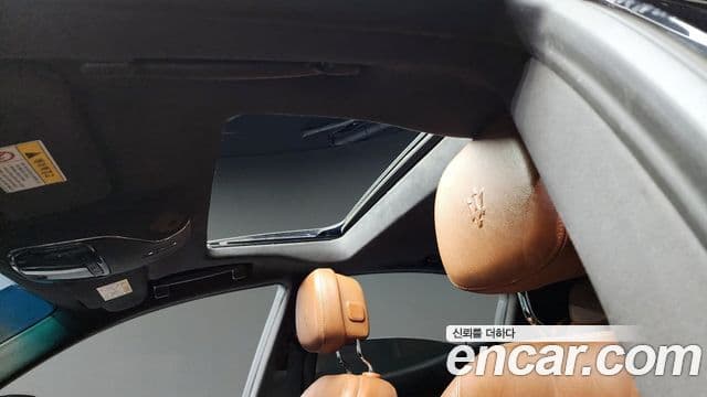 Maserati 기블리 3세대, 2015 18