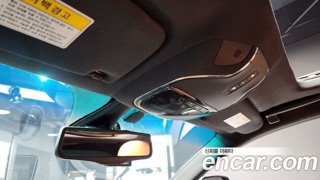 Maserati 기블리 3세대, 2015 19