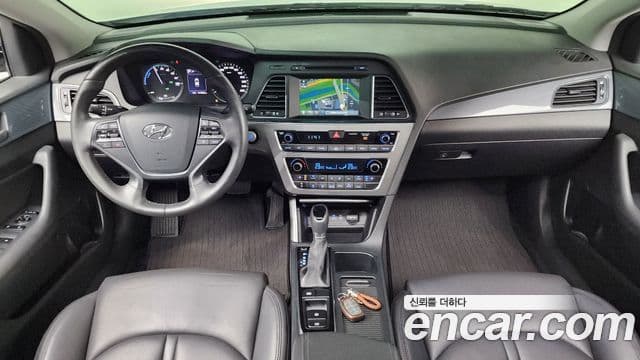 Hyundai LF Sonata гибрид Modern Special, 2017 7