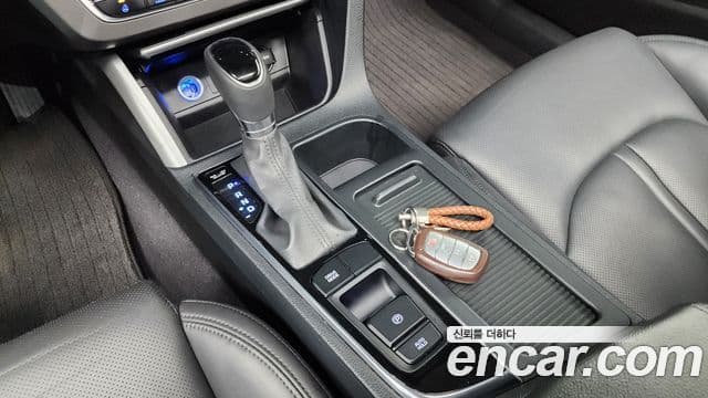 Hyundai LF Sonata гибрид Modern Special, 2017 9