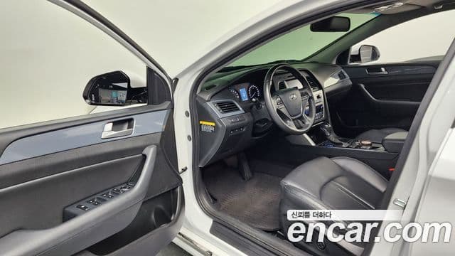 Hyundai LF Sonata гибрид Modern Special, 2017 10