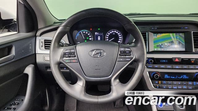 Hyundai LF Sonata гибрид Modern Special, 2017 13