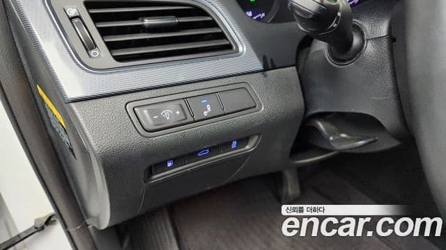 Hyundai LF Sonata гибрид Modern Special, 2017 19