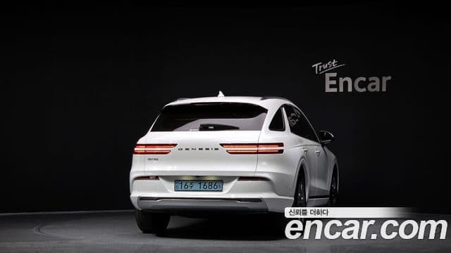 Genesis electrified GV70 e-AWD, 2022 4