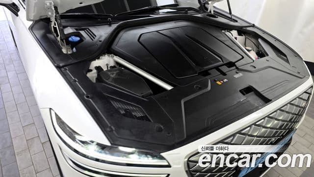 Genesis electrified GV70 e-AWD, 2022 6