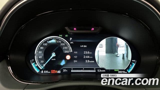 Genesis electrified GV70 e-AWD, 2022 8