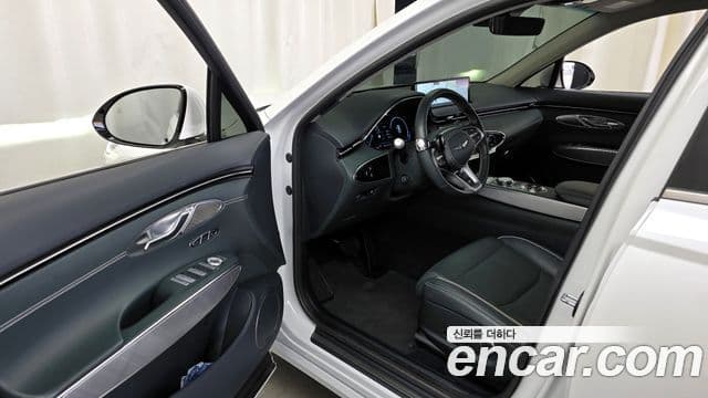 Genesis electrified GV70 e-AWD, 2022 10