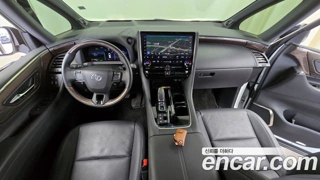Toyota Alphard 4세대 2.5 HEV Executive AWD, 2024 7
