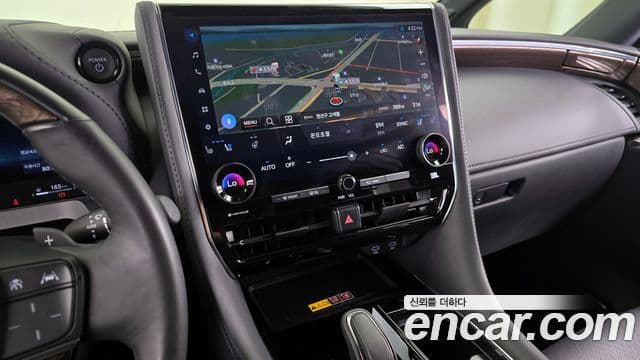 Toyota Alphard 4세대 2.5 HEV Executive AWD, 2024 14