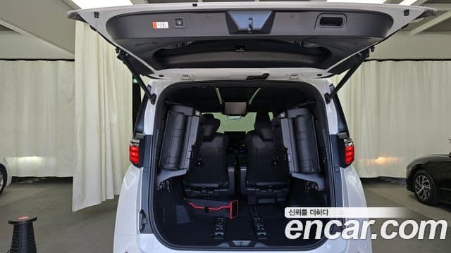 Toyota Alphard 4세대 2.5 HEV Executive AWD, 2024 20