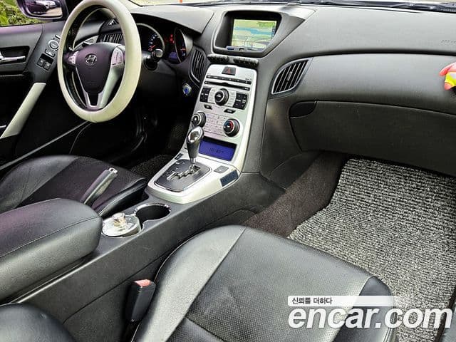 Hyundai Genesis купе 200 турбо D, 2009 7