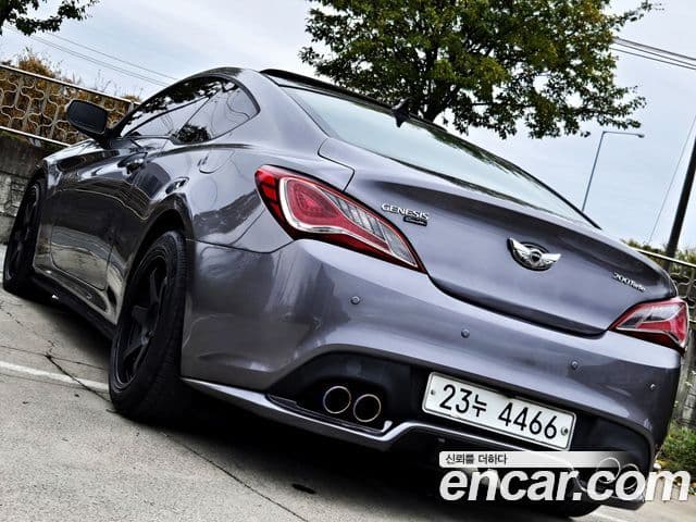 Hyundai Genesis купе 200 турбо D, 2009 12