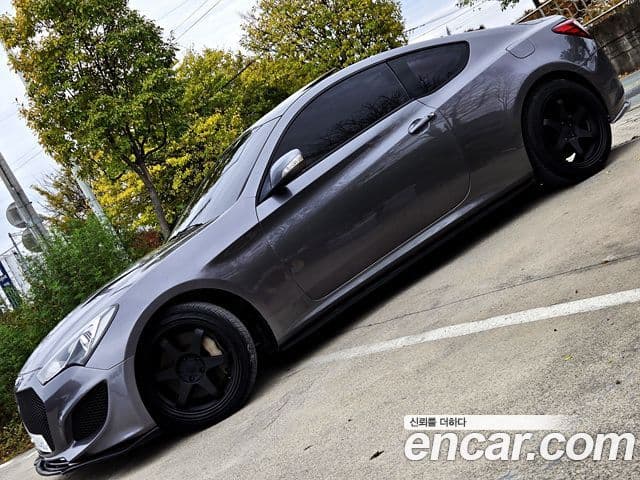 Hyundai Genesis купе 200 турбо D, 2009 15