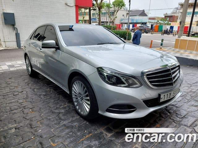 Mercedes-Benz E-класс W212 E300 Elegance, 2016 1