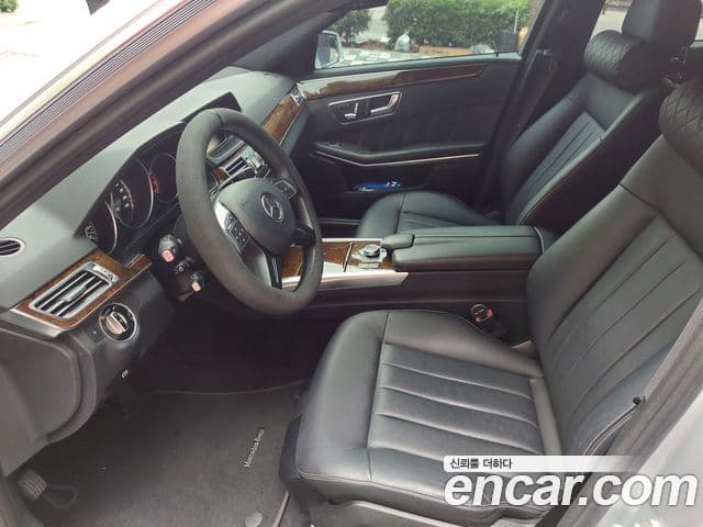 Mercedes-Benz E-класс W212 E300 Elegance, 2016 9