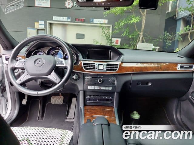 Mercedes-Benz E-класс W212 E300 Elegance, 2016 17