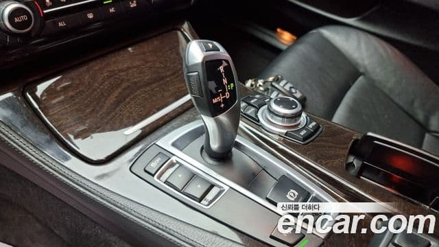 BMW 5시리즈 (F10), 2013 9