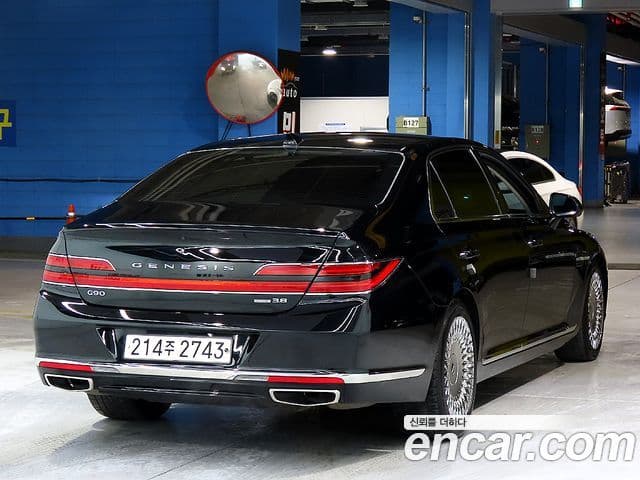 Genesis G90 Premium Luxury, 2019 4