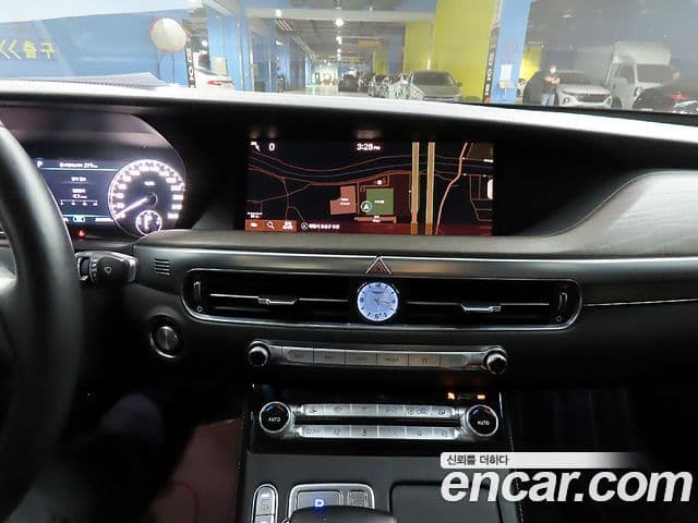 Genesis G90 Premium Luxury, 2019 11