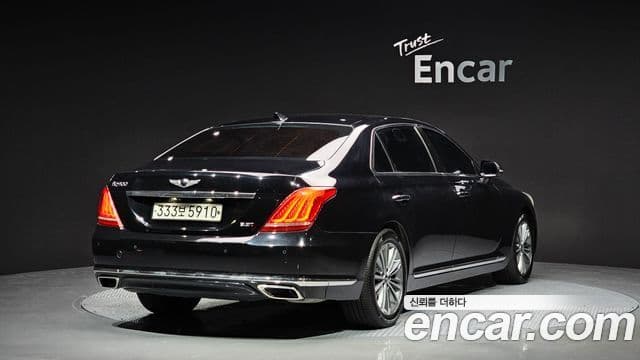 Genesis EQ900 Luxury, 2016 2