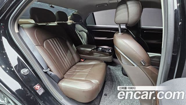 Genesis EQ900 Luxury, 2016 19
