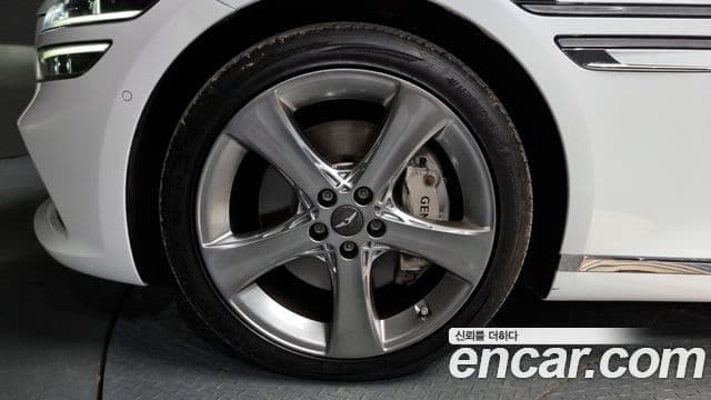 Genesis G80 (RG3) бензин 2.5 турбо AWD, 2024 все фото