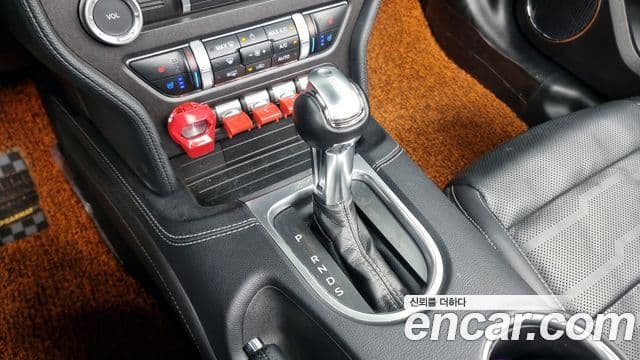 Ford Mustang кабриолет, 2019 9