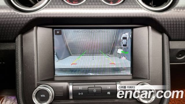 Ford Mustang кабриолет, 2019 15