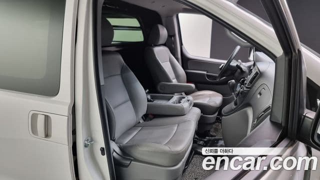 Hyundai The / новый New Grand Starex Style, 2021 12