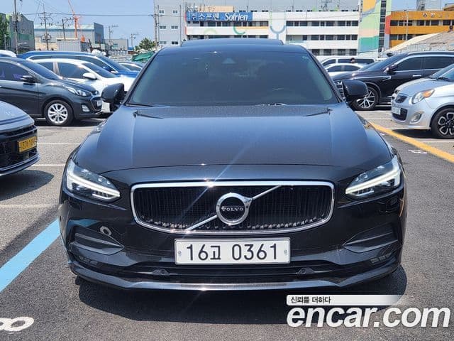 Volvo S90 T5 Momentum, 2017 1