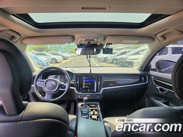 Volvo S90 T5 Momentum, 2017 15