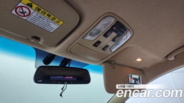 Kia All New Carnival Luxury, 2018 17